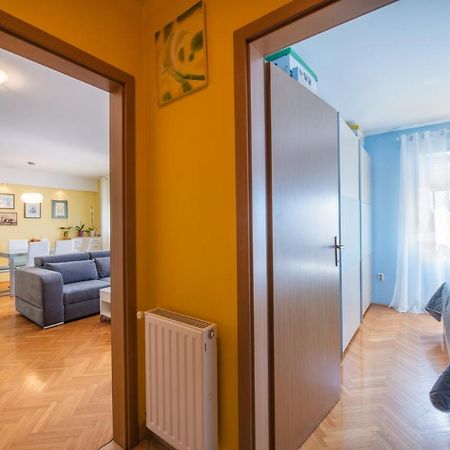 Apartman Silvija Осиек Екстериор снимка