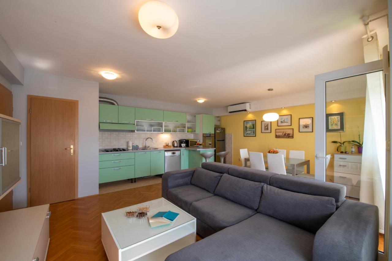 Apartman Silvija Осиек Екстериор снимка