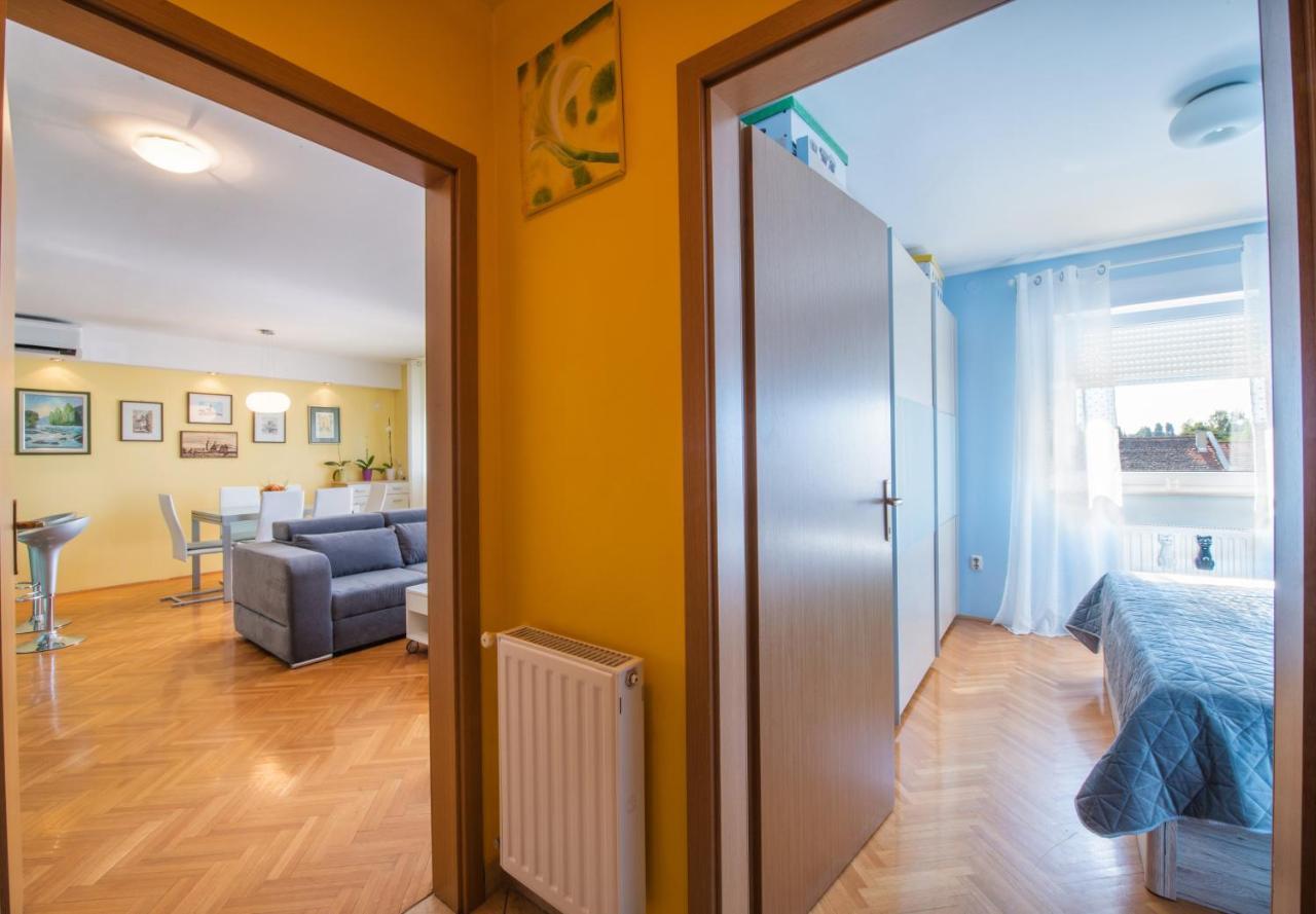 Apartman Silvija Осиек Екстериор снимка